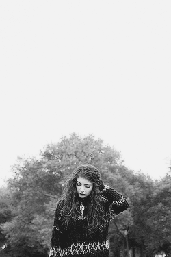  Lorde shot by Marc Lemoine for Filter Magazine 