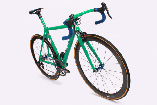 embrocationcycling:  Emerald Green :: Super Record EPS