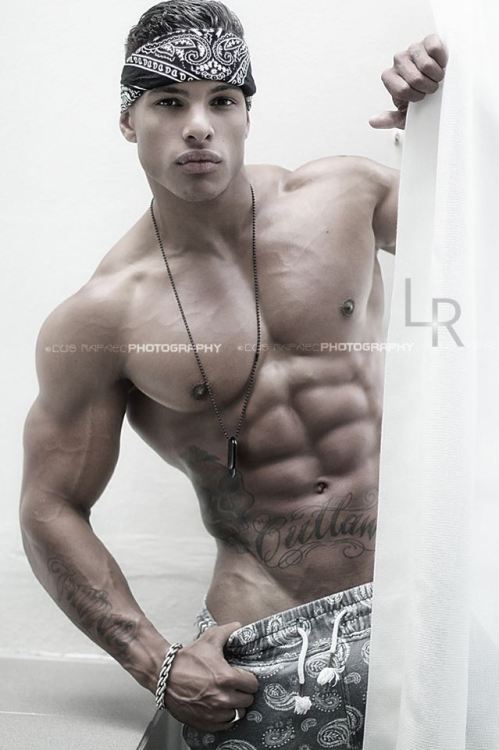 Muscle fetish