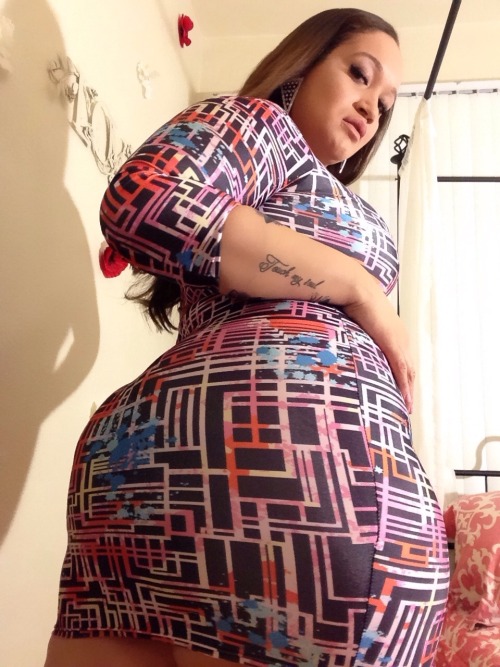 exoticplusmodel:  Dress from yolosexydresses follow their IG to check out more of their sexy outfits ✨