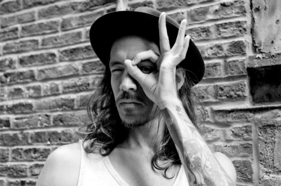 “ brandon boyd by janette beckman
”
http://www.cdsavoia.com/janette-beckman