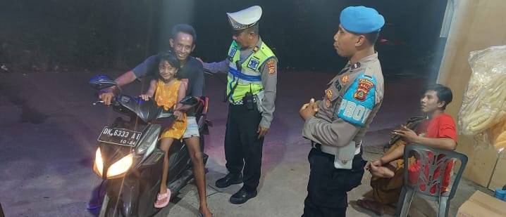 Blue Light Patrol Polsek Dentim: Kawal Keamanan Malam Hari Di Wilayah Denpasar Timur