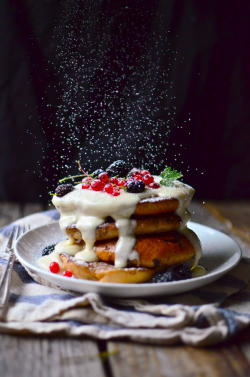 sweetoothgirl:    Blueberry Bagel French Toast with Cream Cheese Glaze   