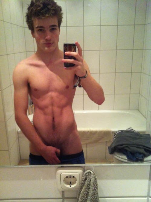 ksufraternitybrother:    Jack Beran, hot model from London gets exposed. OH MY HOLY FUCK, HE’S DELICIOUS!!!    KSU-Frat Guy: Over 85,000 followers and 58,000 posts.Follow me at: ksufraternitybrother.tumblr.com