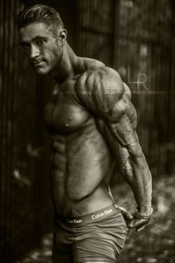 cdnlifter27:  Phil Rzepka Photos: Luis Rafael