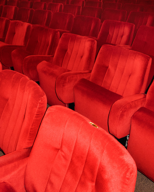 madebygraceann:Theater chairs in Sambuca di Sicilia, June 30th, 2018.Grace Ann Leadbeater