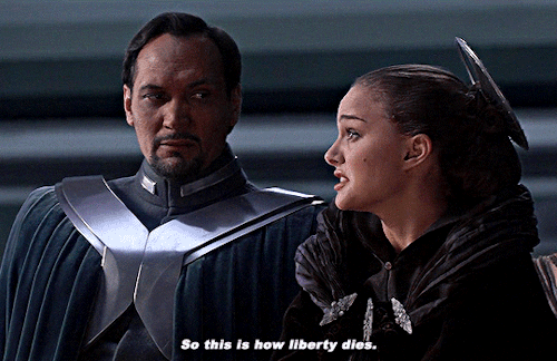 movie-gifs:  Star Wars - Episode III: Revenge of the Sith (2005) 