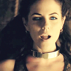 sex-lesb:  Lost Girl.