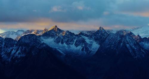 My pal Derek Frankowski shot this pic in early October, Mount Carlyle area, Columbia Mountains, BC