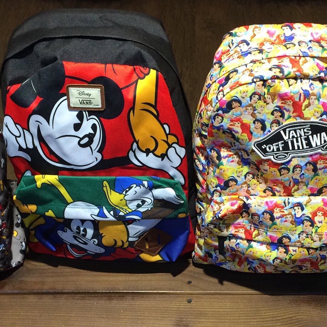 Elemento Store nos acaban de llegar esta las mochilas #vans en...