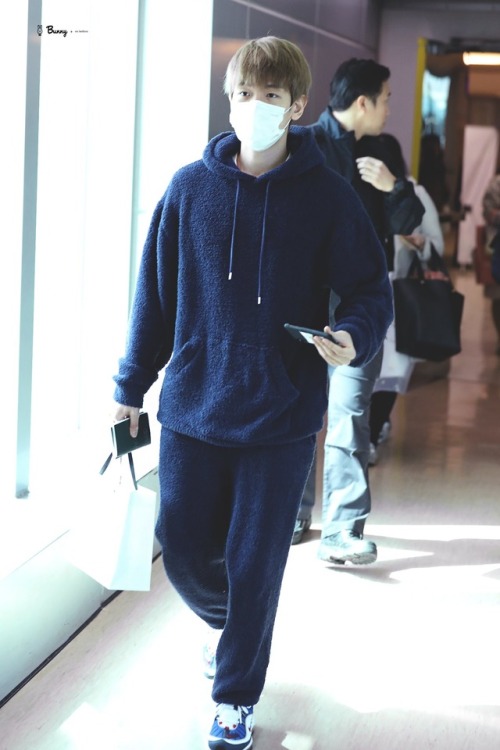 fy-exo:  bunny | do not edit.