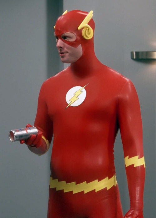 chispandexjock: Brandon Jones as a latex-covered Flash on The Big Bang Theory