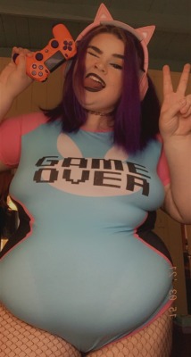softchubbyelf-deactivated202203:💜👾🎮 a real gaymer 🎮👾💜onlyfans