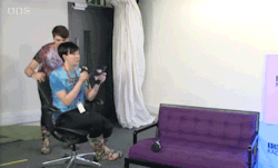 untilyourbreathingst0ps:  dunisnotonfire:  DOES IT LOOP??? I TRIED SO HARD  INFINITE SPINNY PHIL 