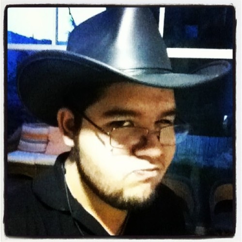 adr078:  My Cubson… En onda Vaquera a poco no se ve rechulo… Me salió te bien verdad 
