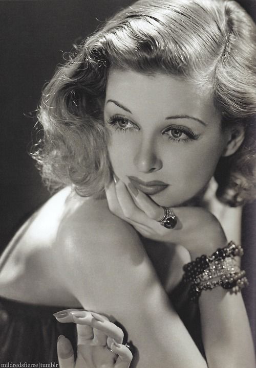 wehadfacesthen:  Joan Bennett, c.1940 source: porn pictures