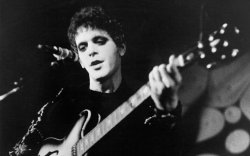 soundsof71:  Smilin’ Lou Reed, 1972 