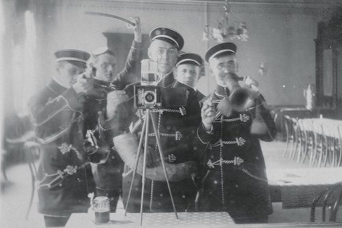 German fraternity mirror selfie, 1912