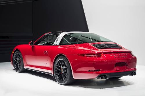 Porsche 911 Targa 4 GTS.More cars here.