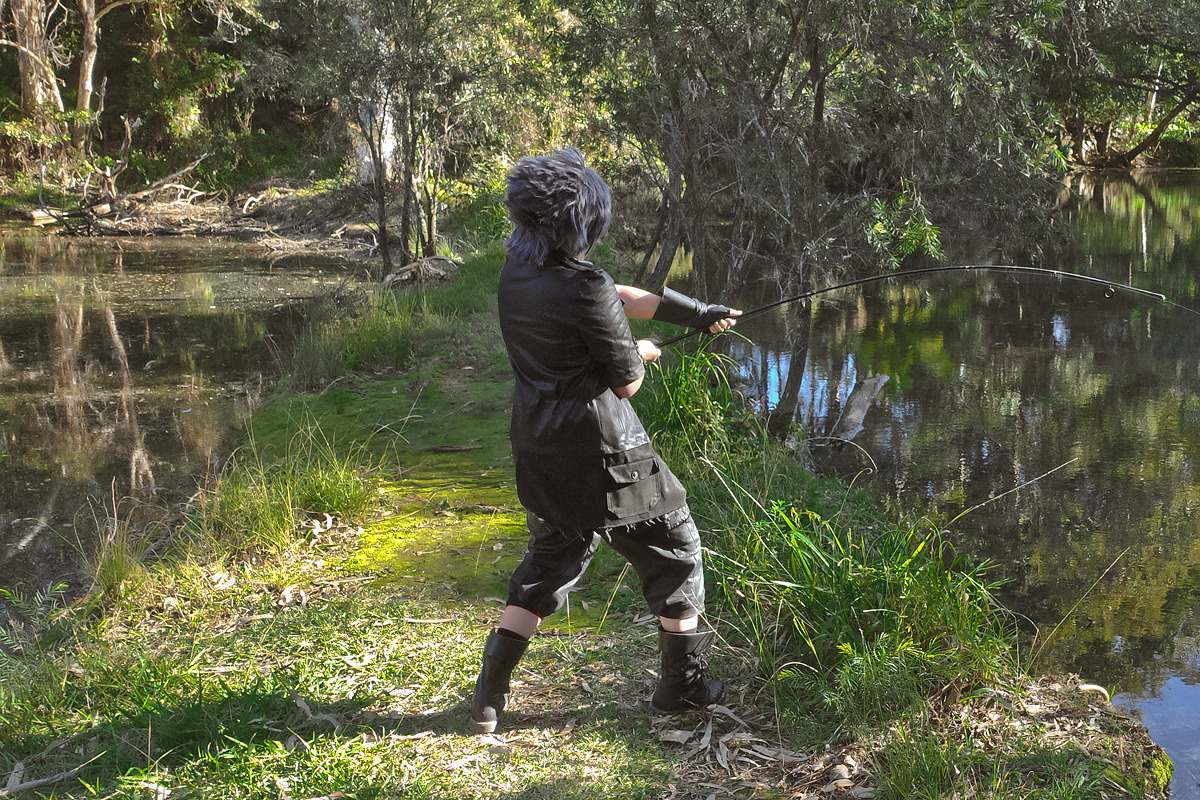 behindinfinity:  Talk about backseat fishingFinal Fantasy XV cosplayNoctis ◆ Jin @jin.behindinfinity Ignis