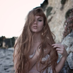 musicalcomfort:  nettierharris:  splice malibu  ☯ 