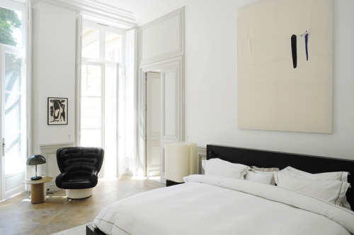 adieufranz:  A Private Apartment by Joseph Dirand In Saint-Germain-des-Prés, Paris, France 