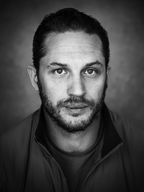 dustincohen:  Portrait of Tom Hardy for USA Today.  http://instagram.com/dustincohen