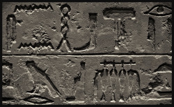 rmscatfish:  little—mermaid—luna:  Hieroglyphics by AForAdultery 