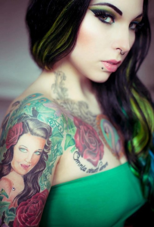 tattooedwomenarebeautiful:  Modèle:Cassidy Rose