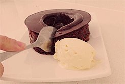 worlds-most-caring-ginger:  pottymouthp0sse:  foodgasmicgoodness-deactivated2: Magic Chocolate Lava Cake (x)  this is not meant for children’s eyes  ito 