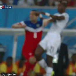 mvchines:  Clint Dempsey gets kicked in the