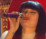 ipodmini:  how i think i sing along to adele: me actually singing along to adele: 