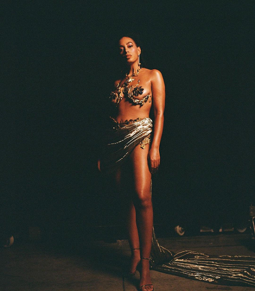 Porn Pics popularcultures:Solange photographed by Renell