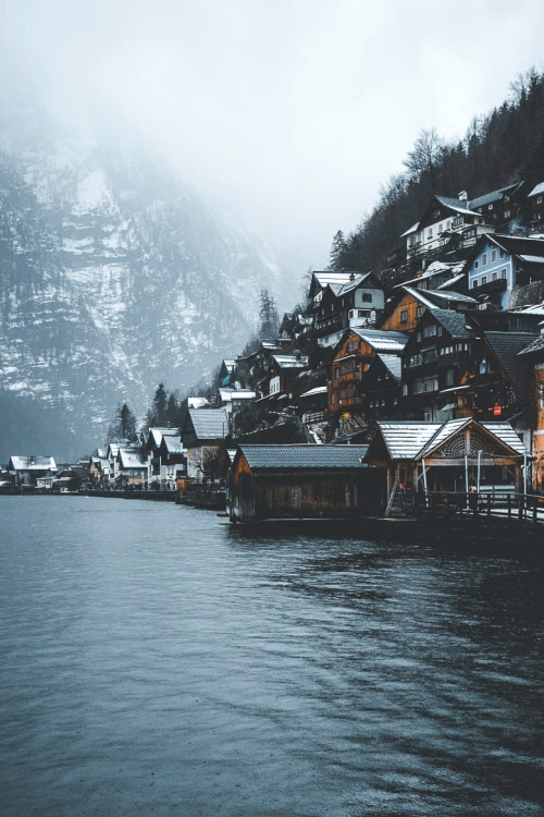 lsleofskye:  Winter Fairytale | guerelsahinLocation: Hallstatt, Austria