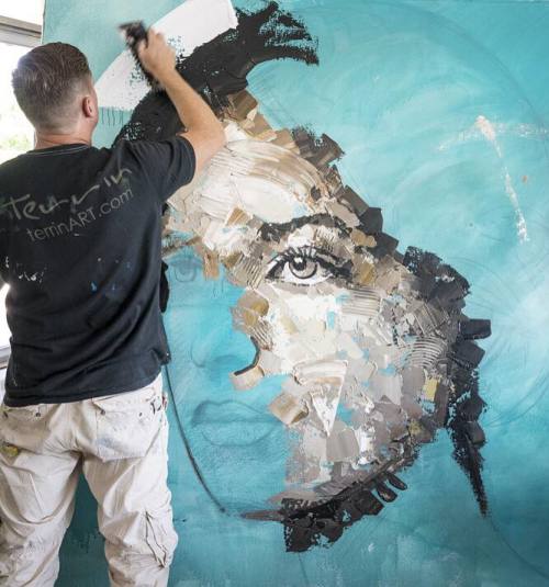 HEAD FULL OF DREAMSAcrylic on Canvas175cm X 185cm (69&quot; X 73&quot;)Offered in the Catalo