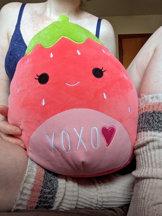 kissingtheskies-deactivated2021:her name is Scarlett & i would die for her. Omg so adorable and precious 😍😍😍