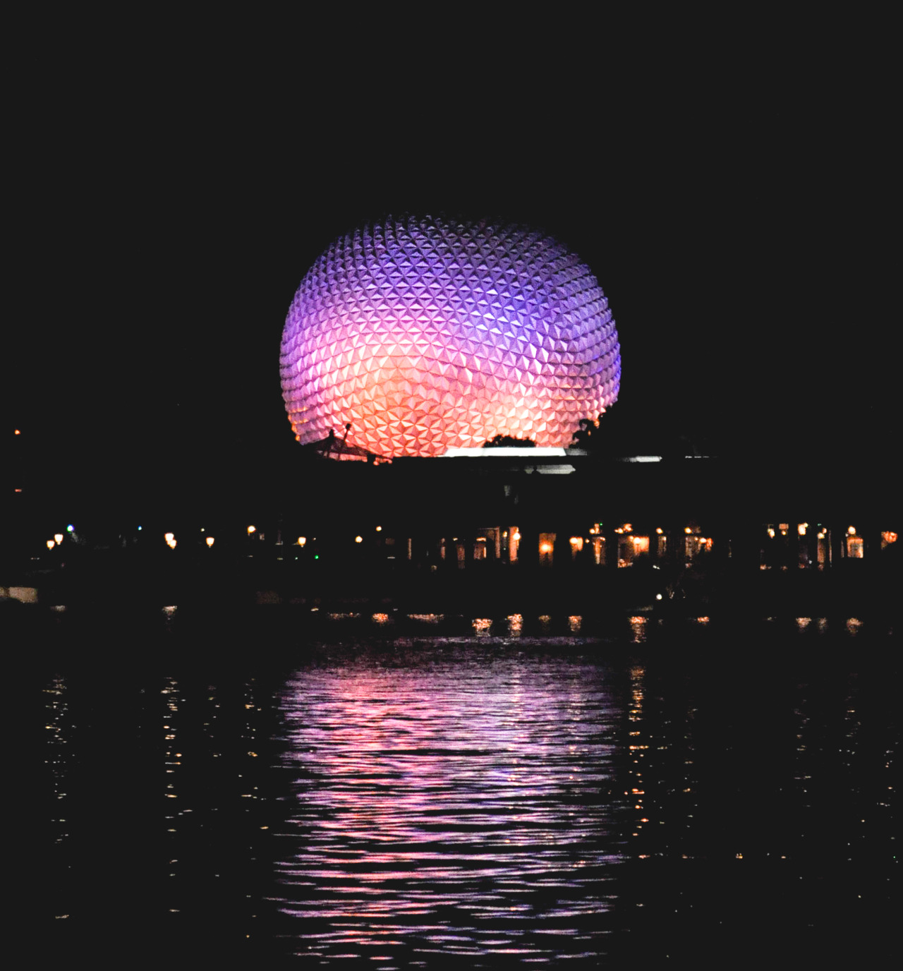 friendshipboats:day/night: epcot