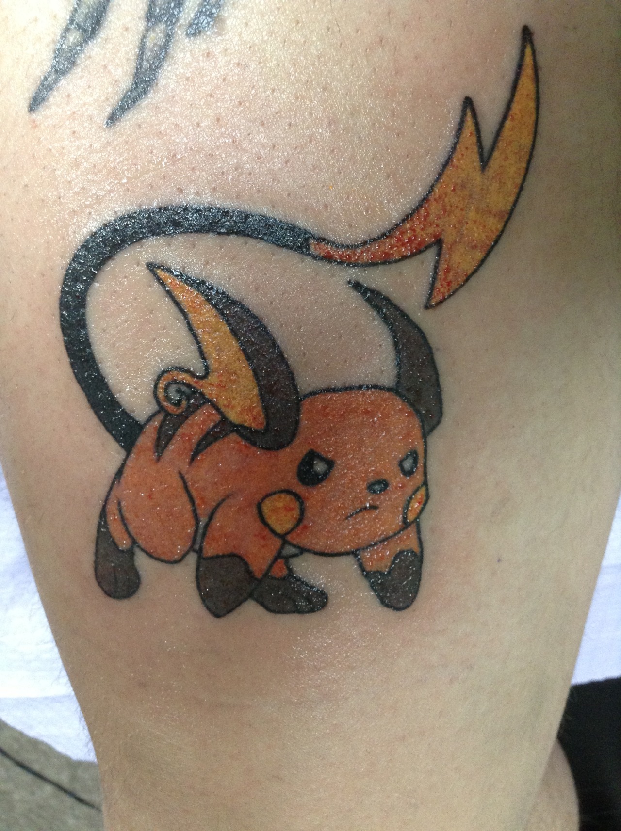 fuckyeahtattoos:  done by ben at art and soul tattoo in mansfield, MA