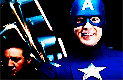 aryahs:  I like you, here’s a gifset: Chris Evans 