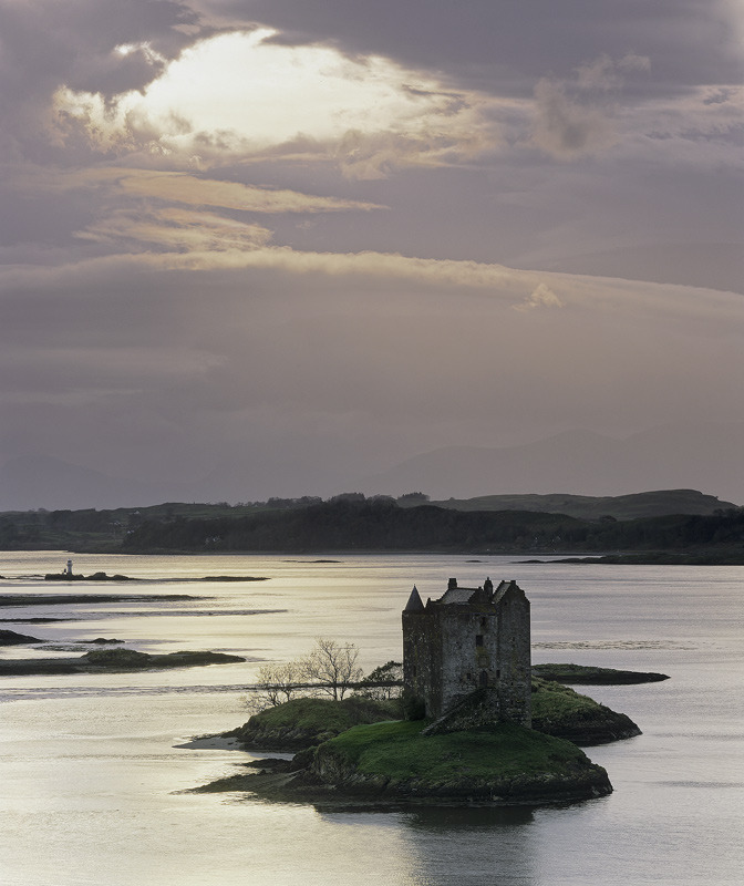 pagewoman:  Castle Stalker, Appin, Argyll, Scotland  by Ian Cameron 