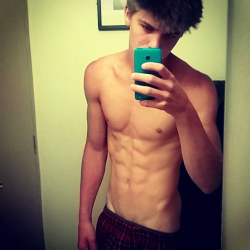 hottigboyzzz:  @john_gatto_number41