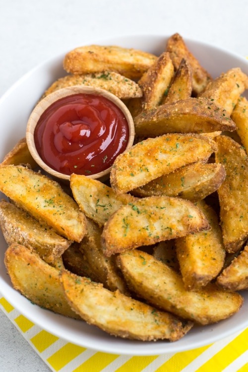 foodffs:  HOW TO MAKE THE PERFECT CRISPY porn pictures