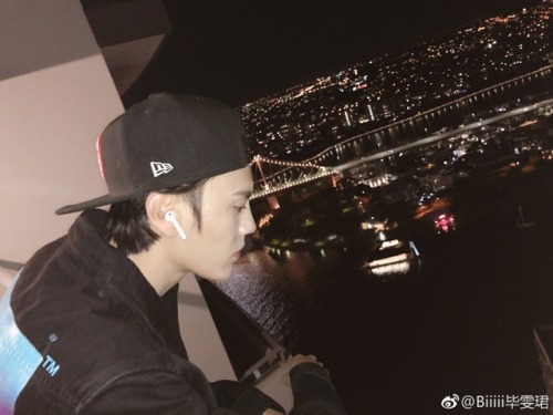 「180831」Wenjun’s Weibo Update“(I’ve been) posting one photo every week, isn’t it good?”