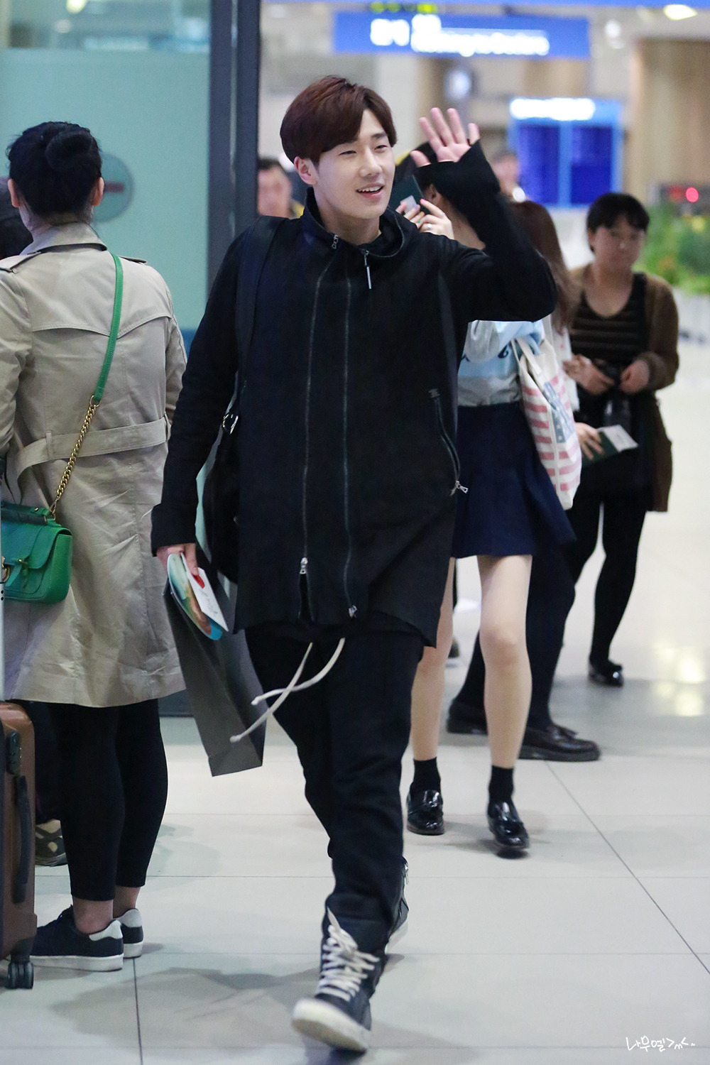 ifnt0428: 150329 Incheon Airport Arrival © 나무엘 | do not edit, crop or remove
