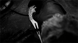 problem-queen:Sansa Stark in 8.04 - The Last of the Starks