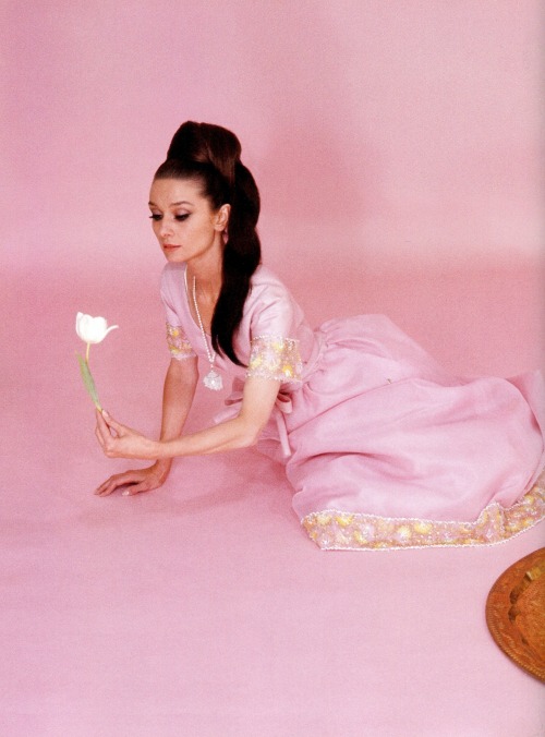 ladybegood:Audrey Hepburn in a dress by Givenchy photographed by Cecil Beaton for Vogue, 1964