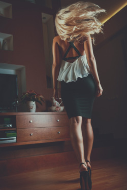 imposingtrends:  Max Tailor Photography |