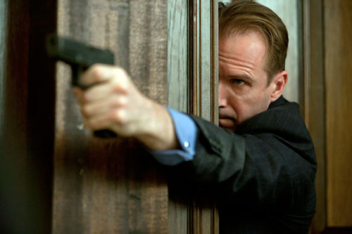 Ralph Fiennes como Gareth Mallory en Skyfall.