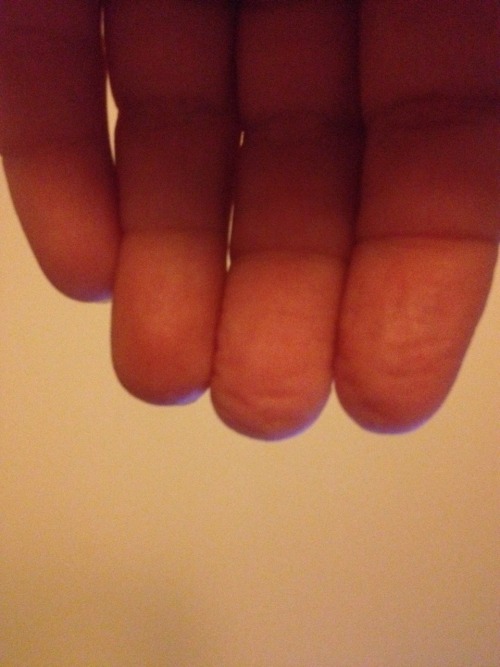 ohmillie:I’ve just spent so long masturbating that my two fingers have gone wrinkly like when you st