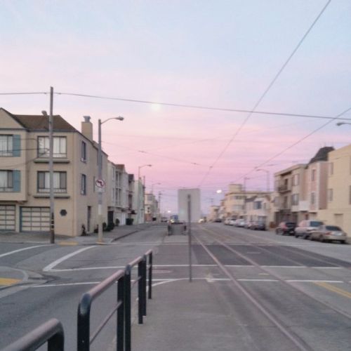 littlefootofficial: this town is more aesthetically appealing than i am, lol.